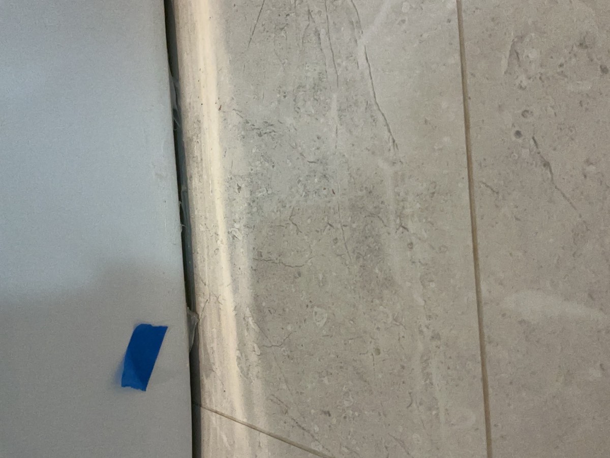 Inconsistent sealing, recorded during a handover inspection in Austral