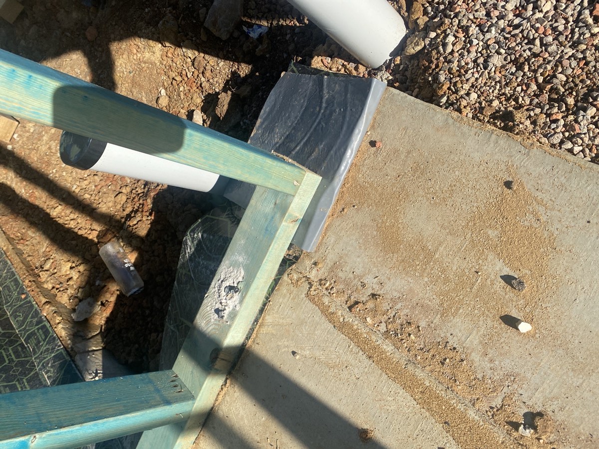 Support under plate required, recorded during a frame inspection in Austral
